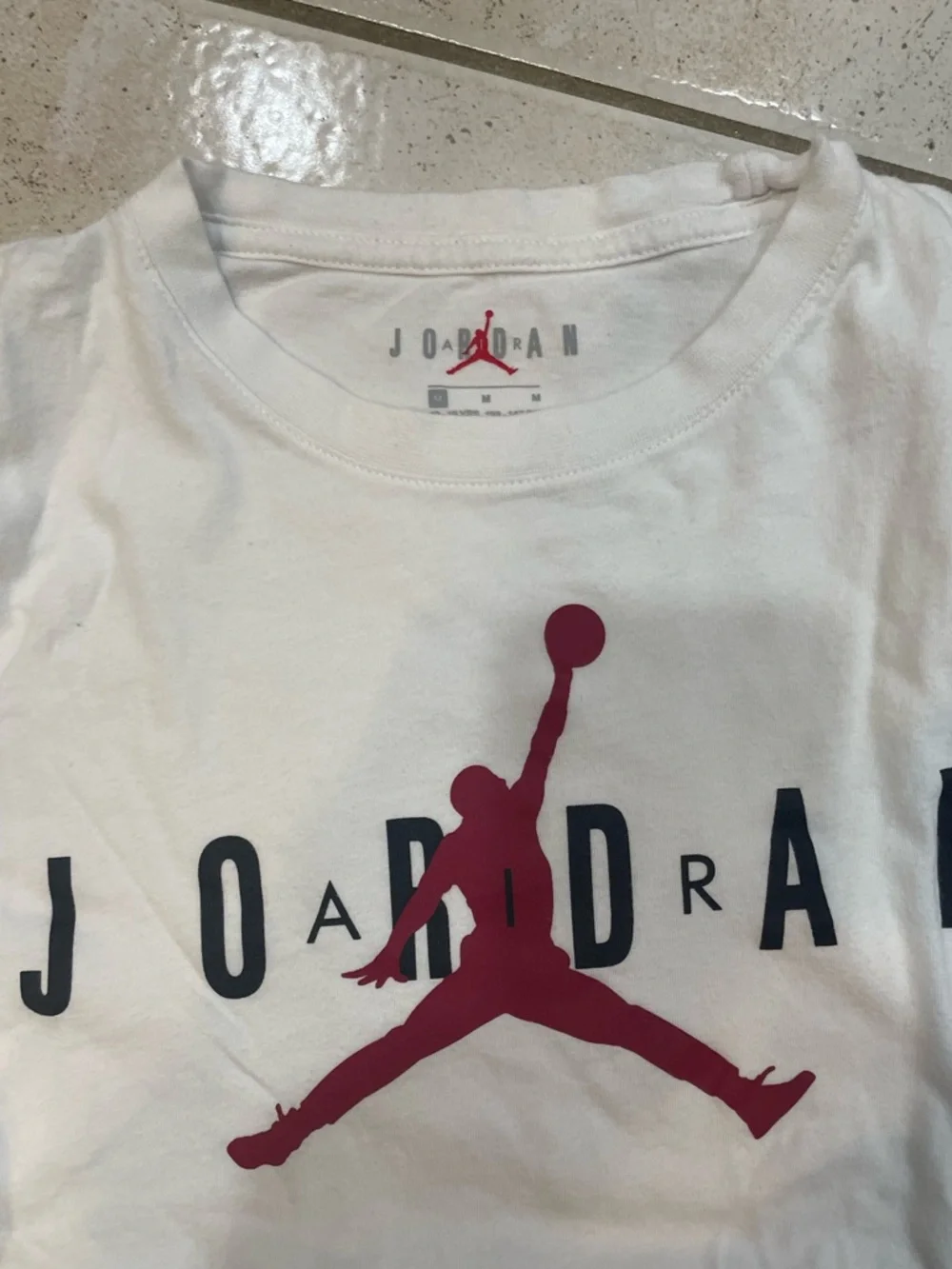 Jordan Kids' Short-Sleeve Jumpman Tee in White and Red - Picture 2 of 3